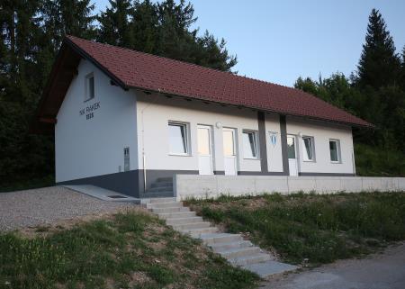GARDEROBE NK RAKEK 01 FOTO LJUBO VUKELIČ